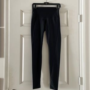 LULULEMON SHINE HIGH WAISTED BLACK LEGGINGS SIZE 8 VERY GENTLY WORN
